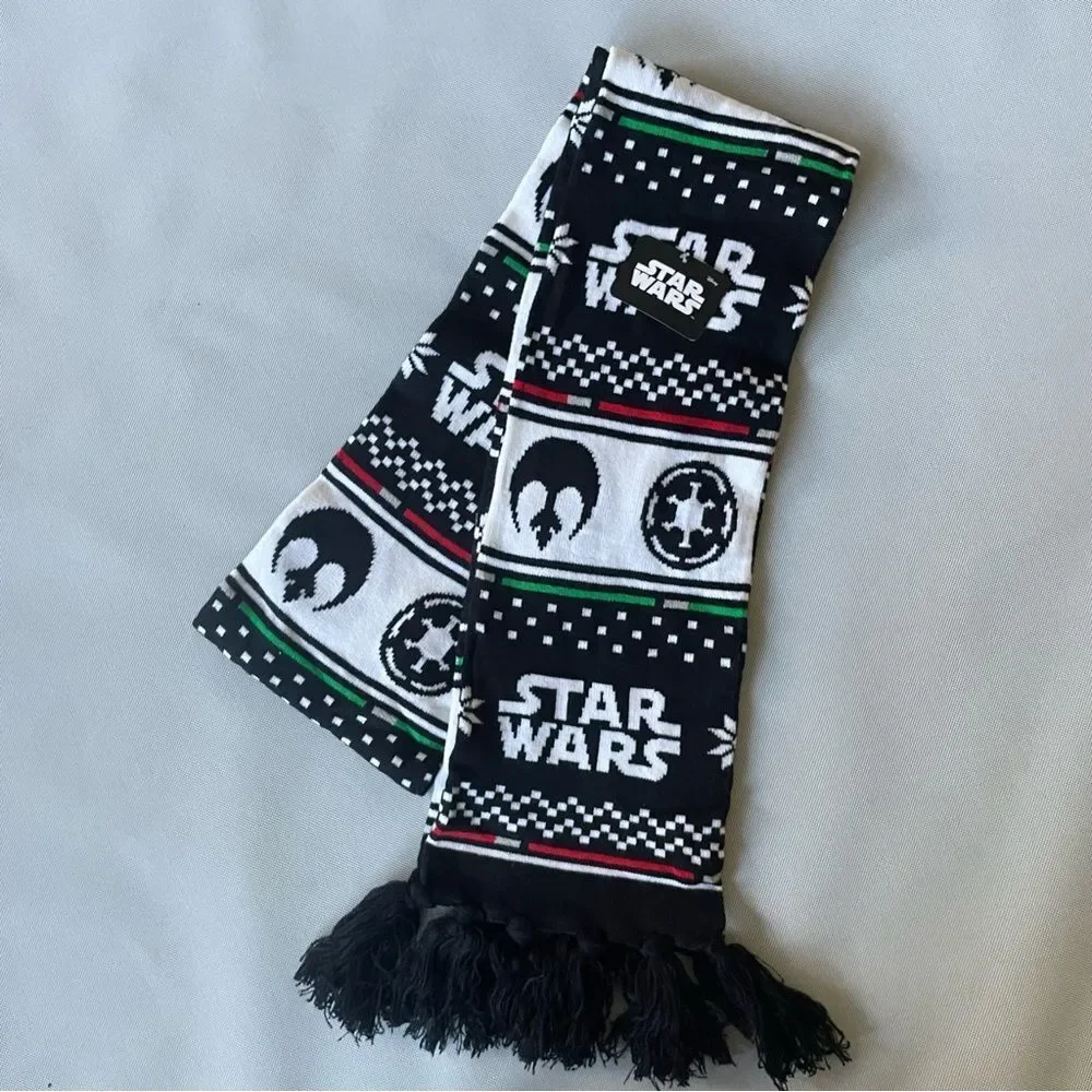 Star Wars Disney NWT Iconic Logo Scarf LootCrate Exclusive Christmas Gift NEW